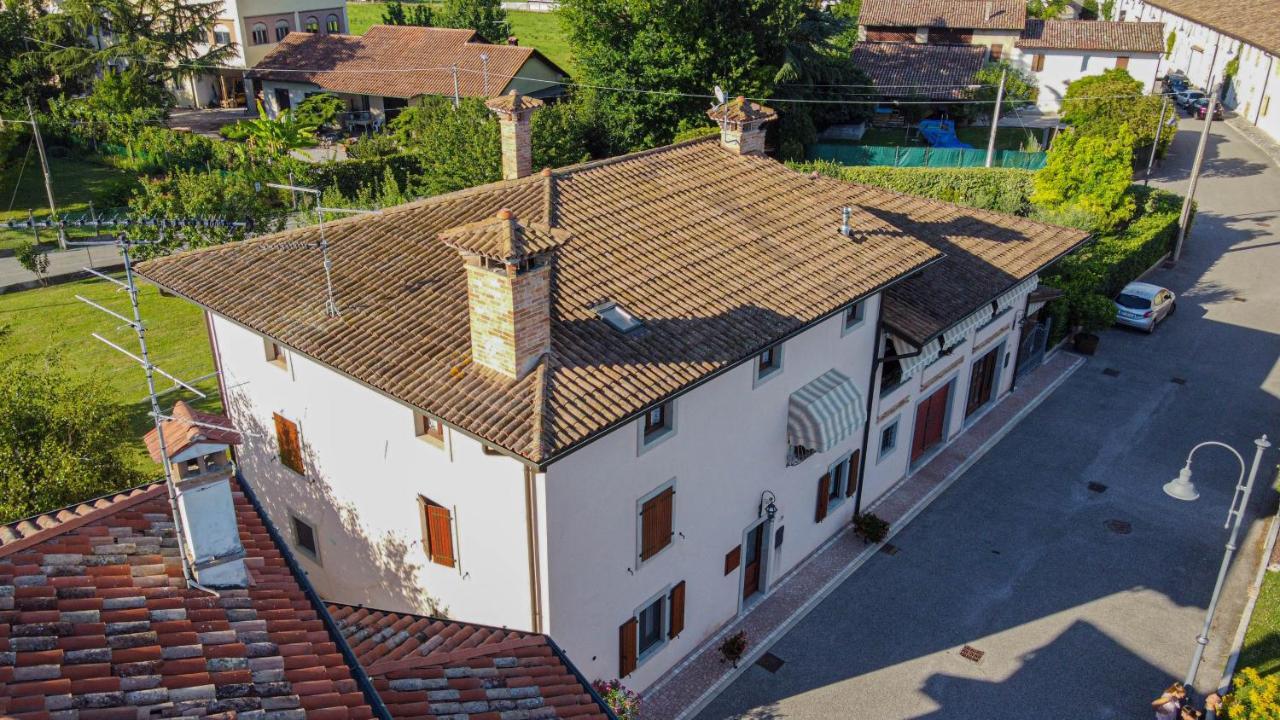 Villa Tal Borc San Vito al Torre Esterno foto